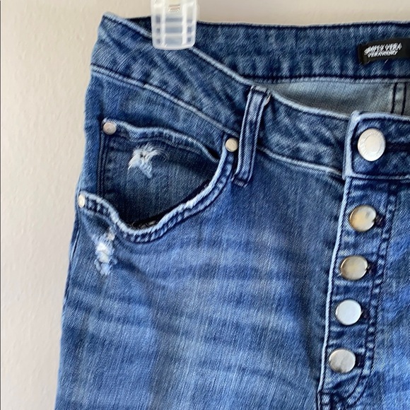 Women's Blue Jeans - Picture 7 of 16